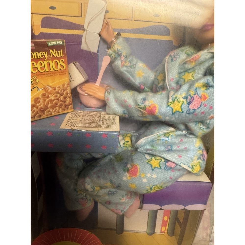 RARE Vntg 1999 Special Edition Breakfast w/Barbie (soft bodied doll) New In‎ Box - Picture 11 of 16